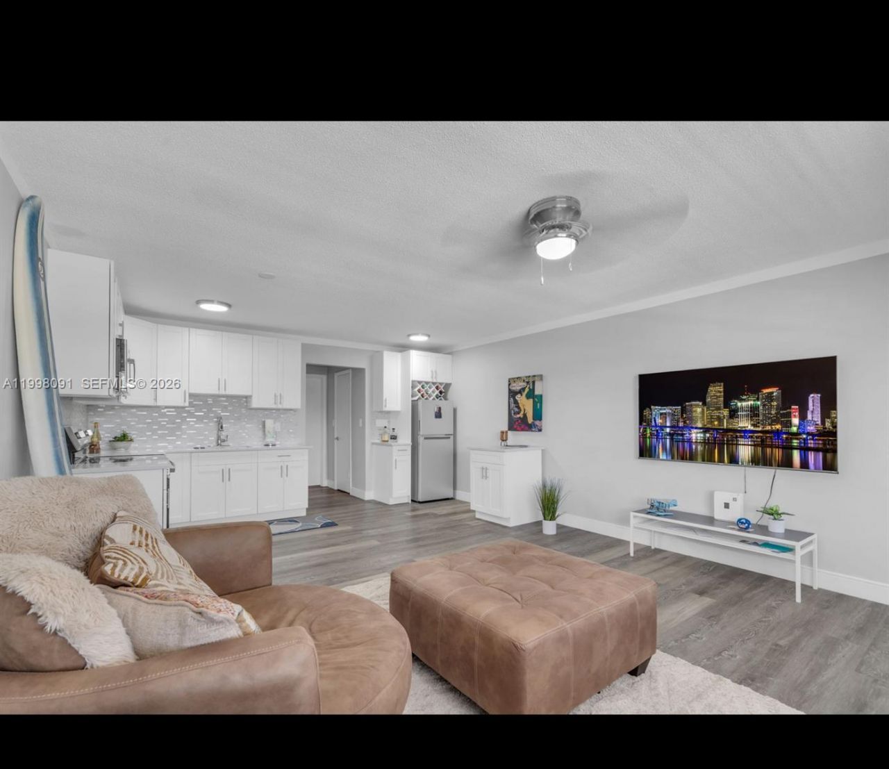 2111 NE 56th St, Unit 206, Fort Lauderdale, FL 33308 Photo
