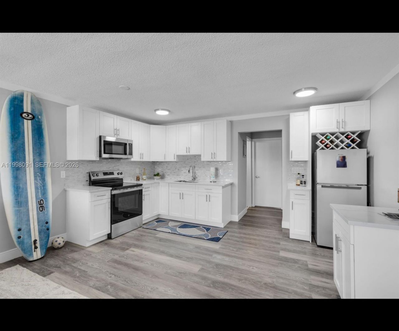 2111 NE 56th St, Unit 206, Fort Lauderdale, FL 33308 Photo