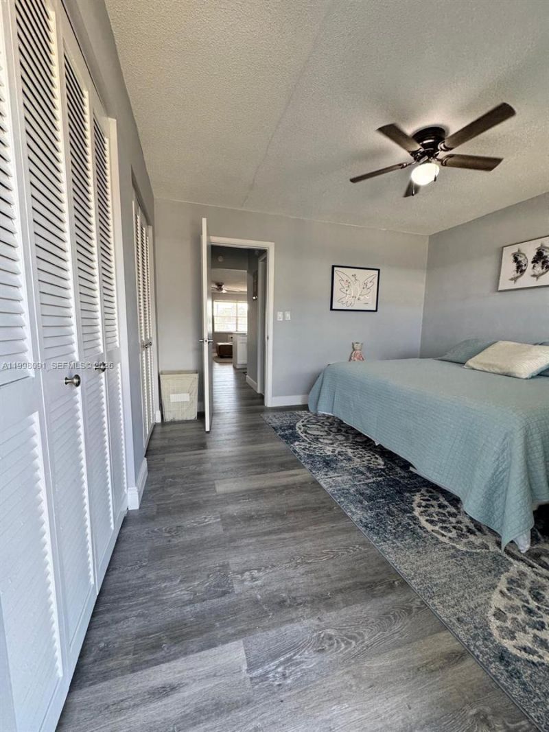 2111 NE 56th St , Unit 206, Fort Lauderdale, FL 33308 Photo