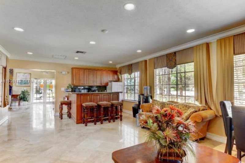 1129 Lake Victoria Dr, Unit F, West Palm Beach, FL 33411 Photo