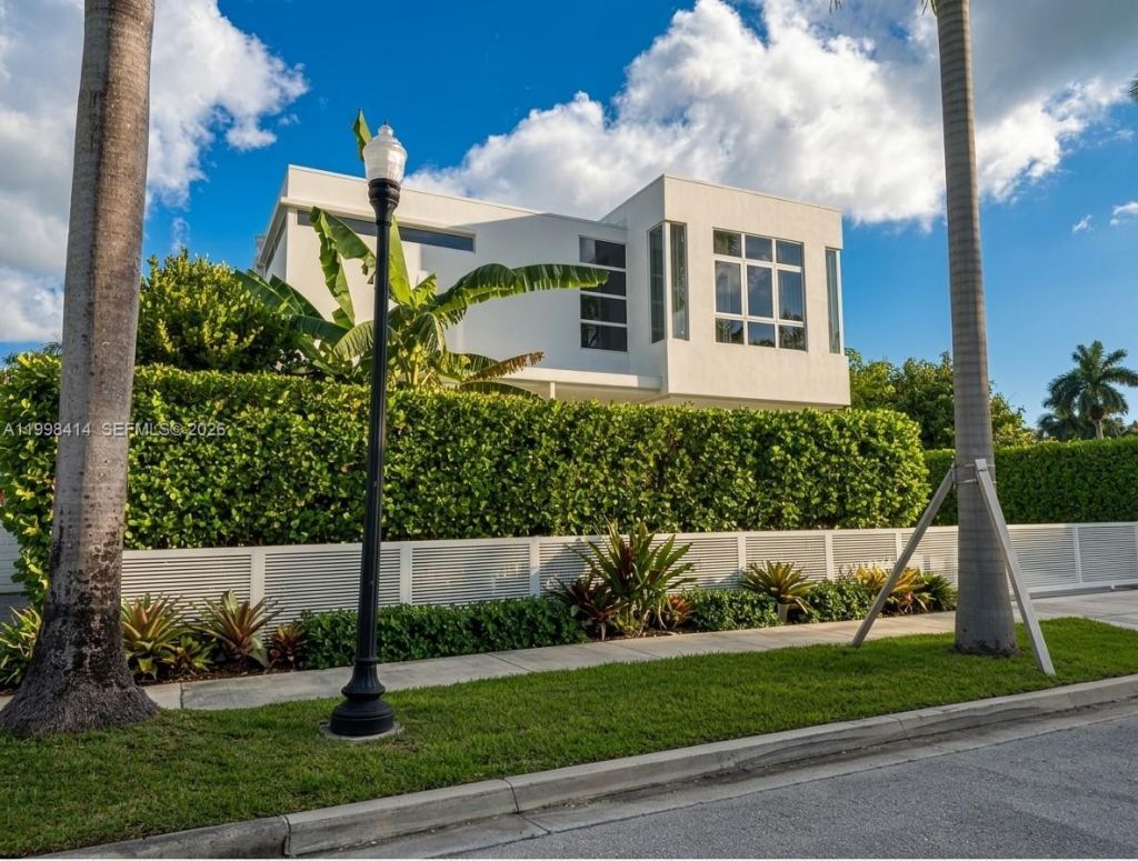 949 Tyler St, Hollywood, FL 33019 Photo