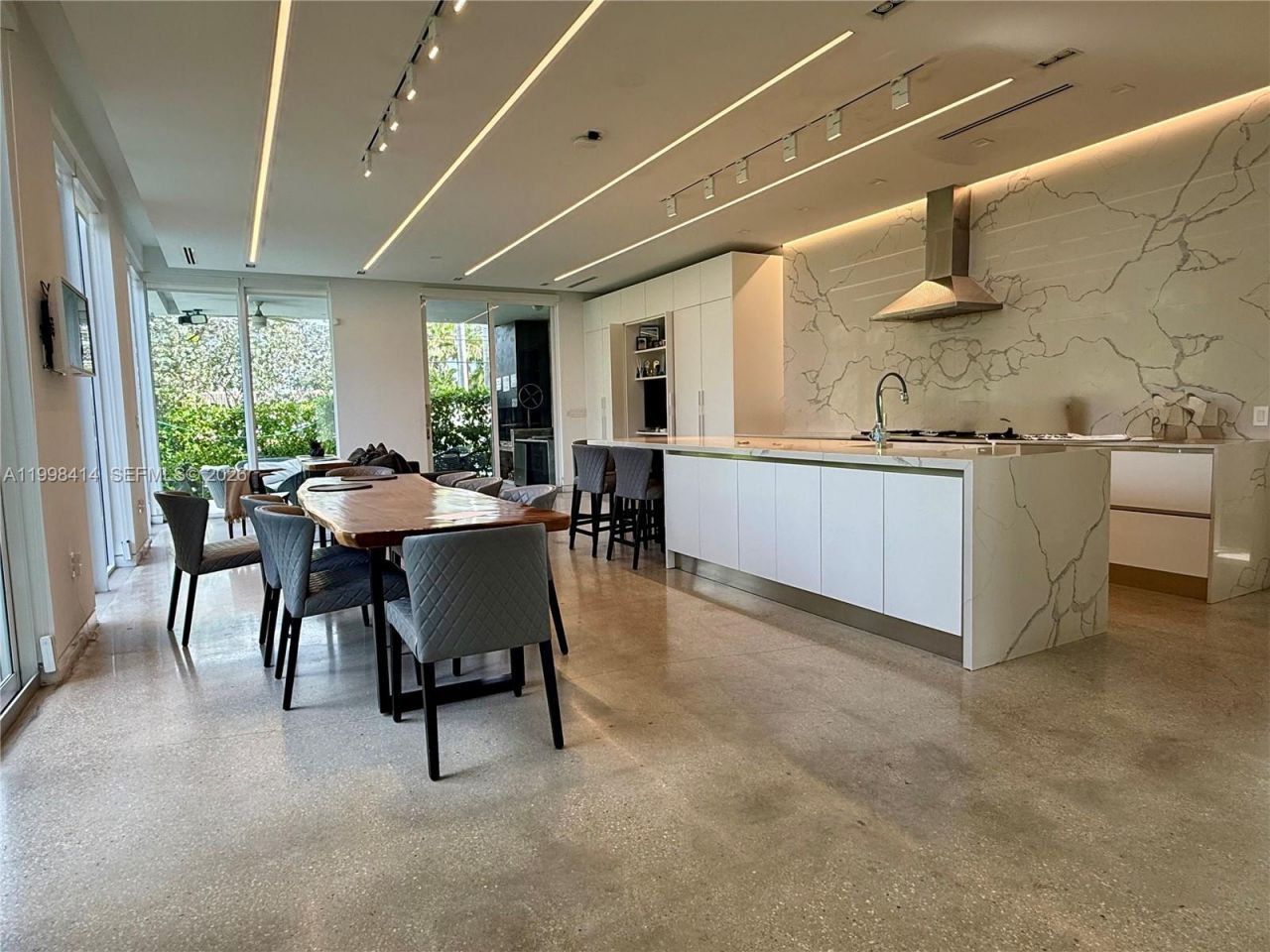 949 Tyler St, Hollywood, FL 33019 Photo