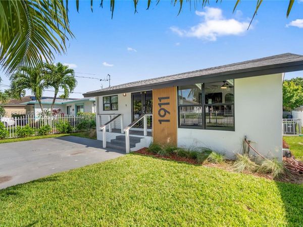 1911 SW 57th Ave, West Park, FL 33023