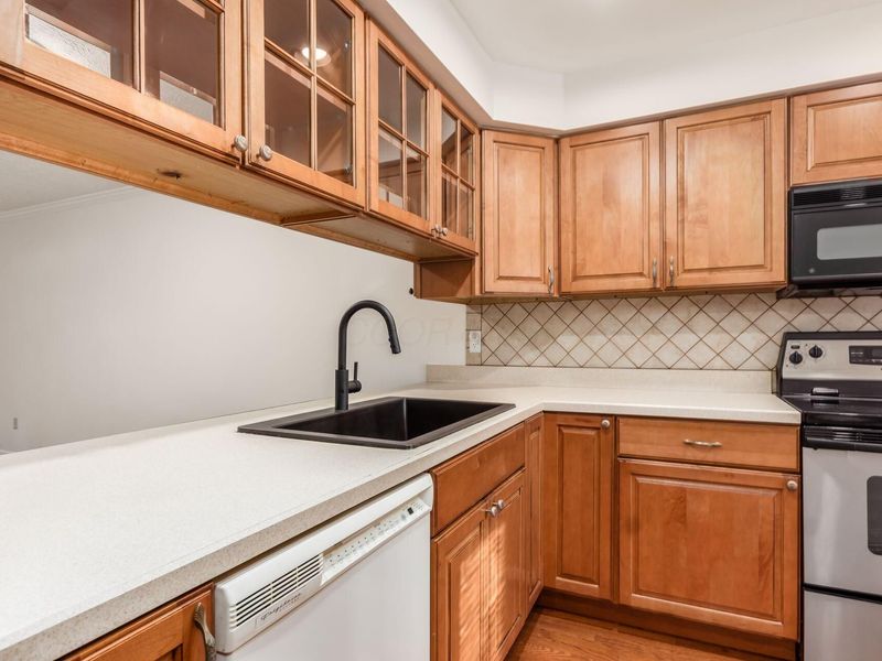 3147 Parkview Drive, Grove City, OH 43123 Photo 11