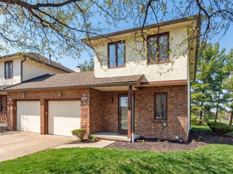 3147 Parkview Drive, Grove City, OH 43123 Photo 3