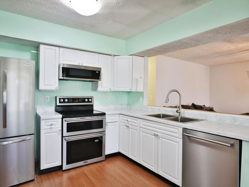 6998 Wind River Drive, Reynoldsburg, OH 43068 Photo 13