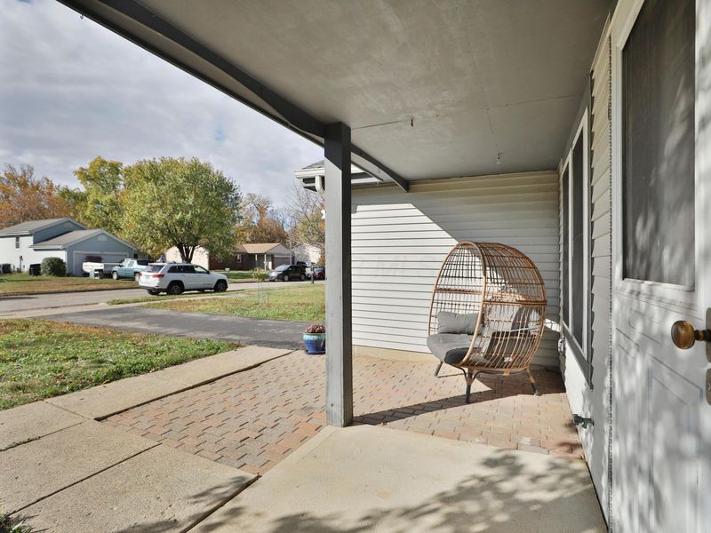 6998 Wind River Drive, Reynoldsburg, OH 43068 Photo 4