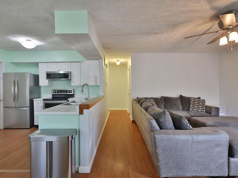 6998 Wind River Drive, Reynoldsburg, OH 43068 Photo 8