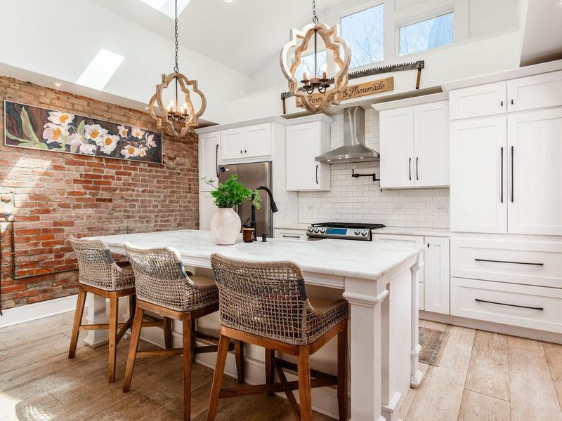 8058 Flint Road , Columbus, OH 43235 Photo 16