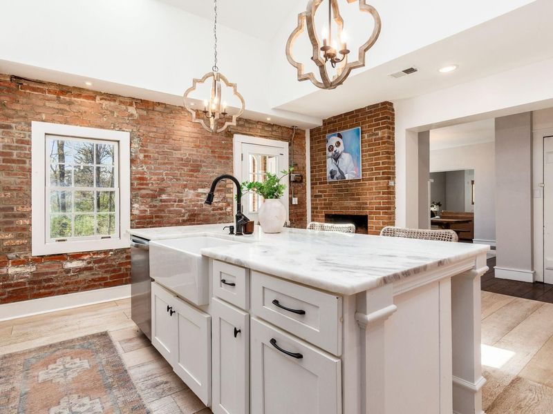 8058 Flint Road , Columbus, OH 43235 Photo 17