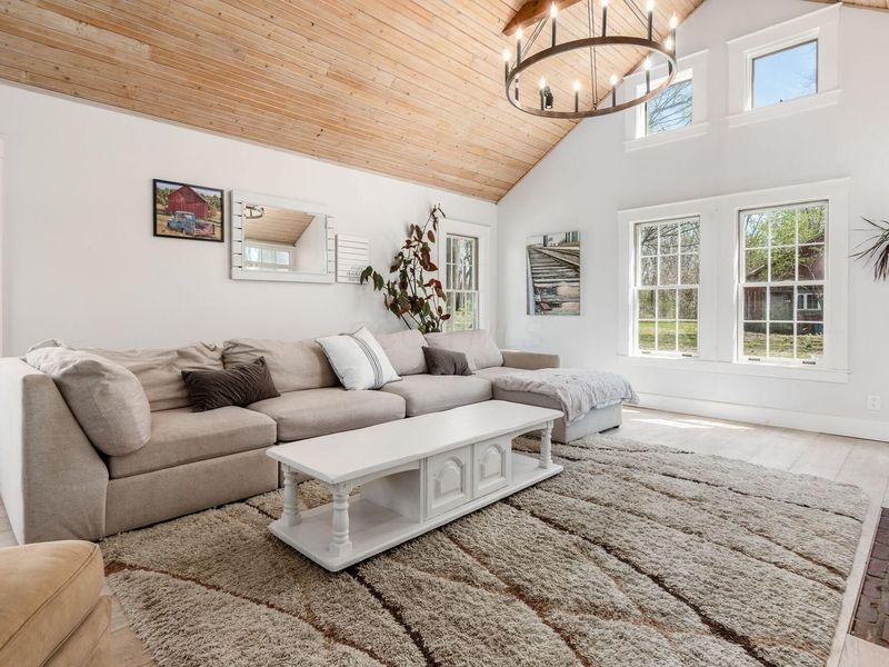 8058 Flint Road , Columbus, OH 43235 Photo 24