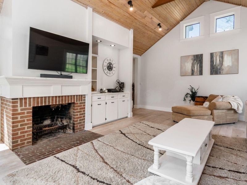 8058 Flint Road , Columbus, OH 43235 Photo 26