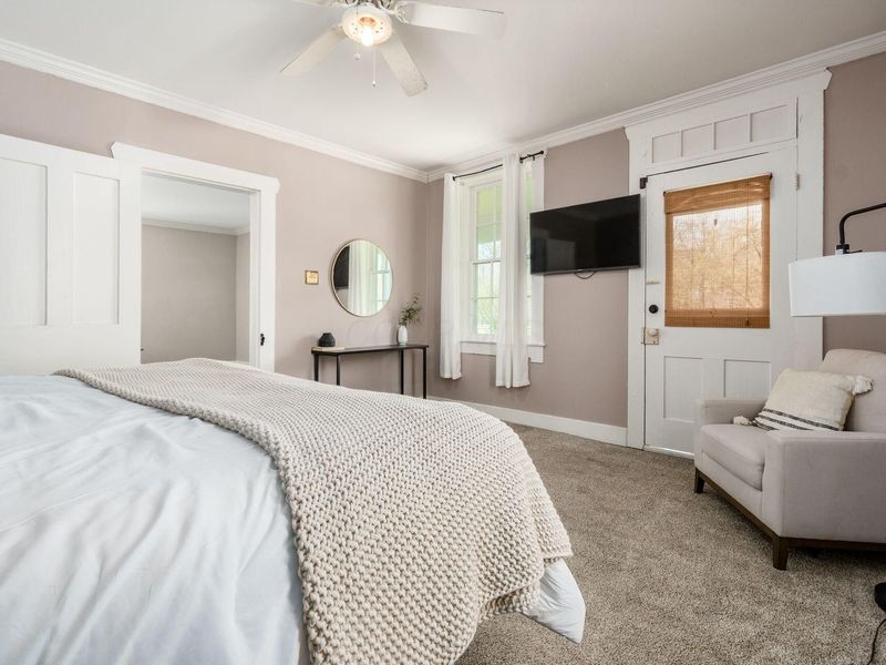 8058 Flint Road , Columbus, OH 43235 Photo 9