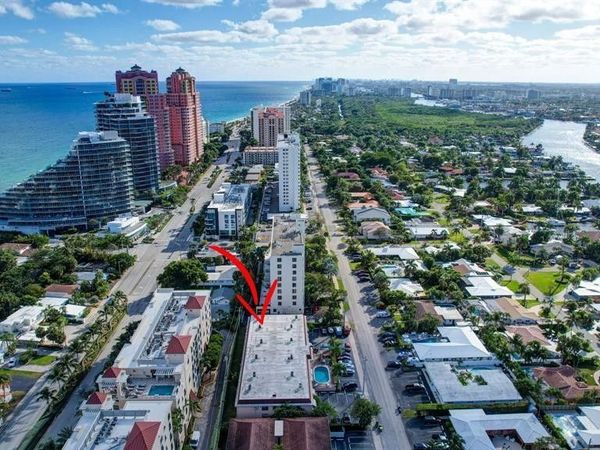 2400 NE 33rd Avenue, Unit 212, Fort Lauderdale, FL 33305
