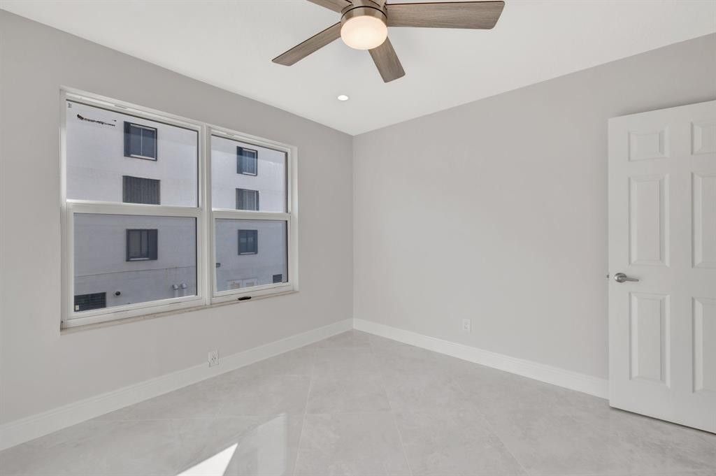 2400 NE 33rd Avenue, Unit 212, Fort Lauderdale, FL 33305 Photo