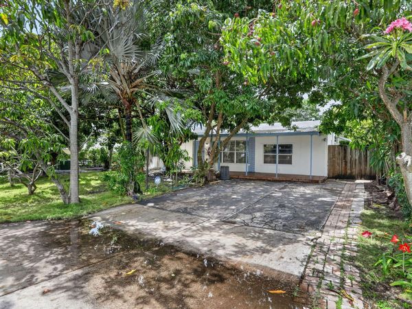 2411 NE 10th Terrace, Pompano Beach, FL 33064