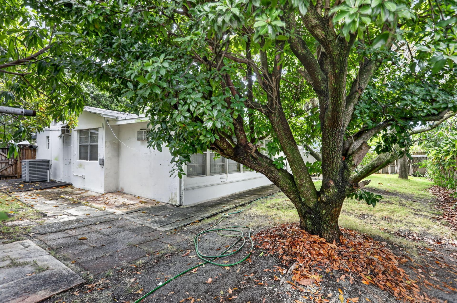 2411 NE 10th Terrace, Pompano Beach, FL 33064 Photo