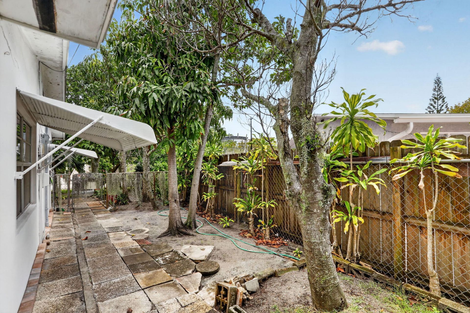 2411 NE 10th Terrace, Pompano Beach, FL 33064 Photo