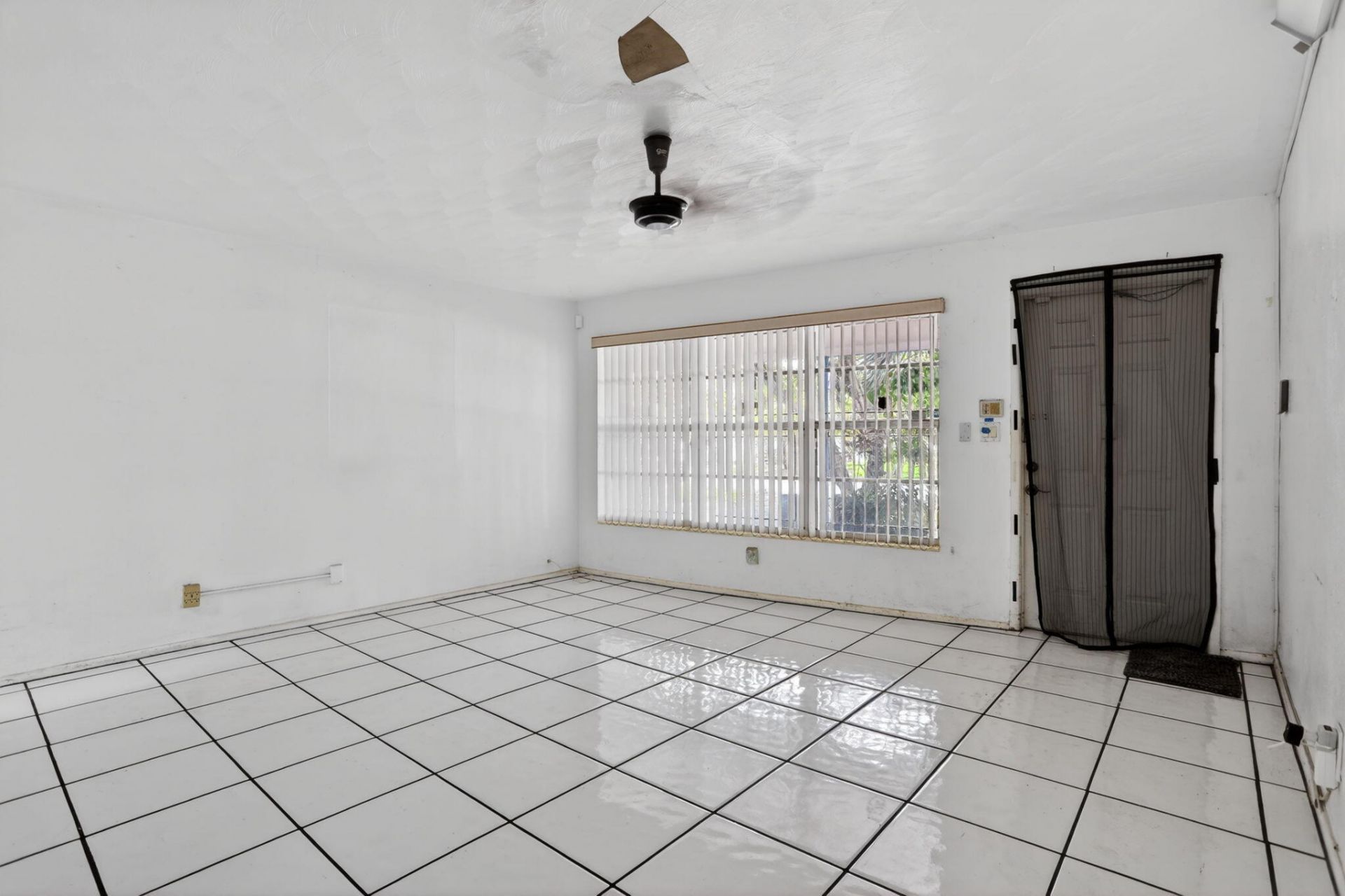 2411 NE 10th Terrace, Pompano Beach, FL 33064 Photo