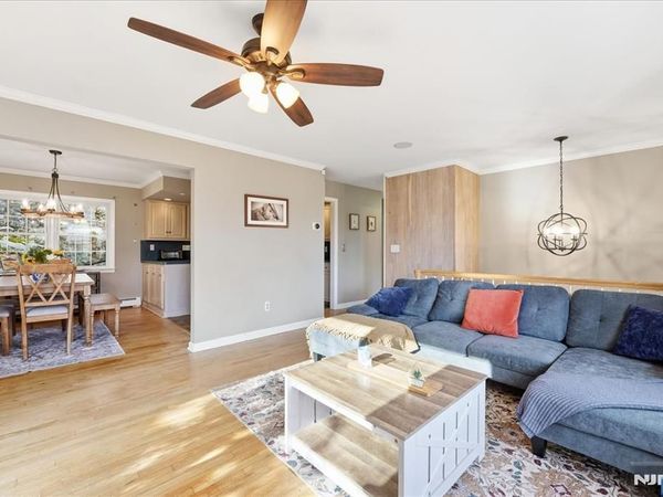 79 Truman Boulevard, OAKLAND, NJ 07436