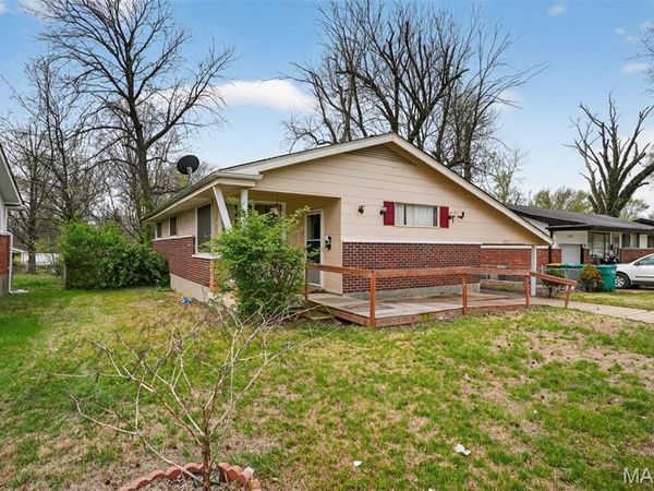 2240 Kerwin Drive , St Louis, MO 63136