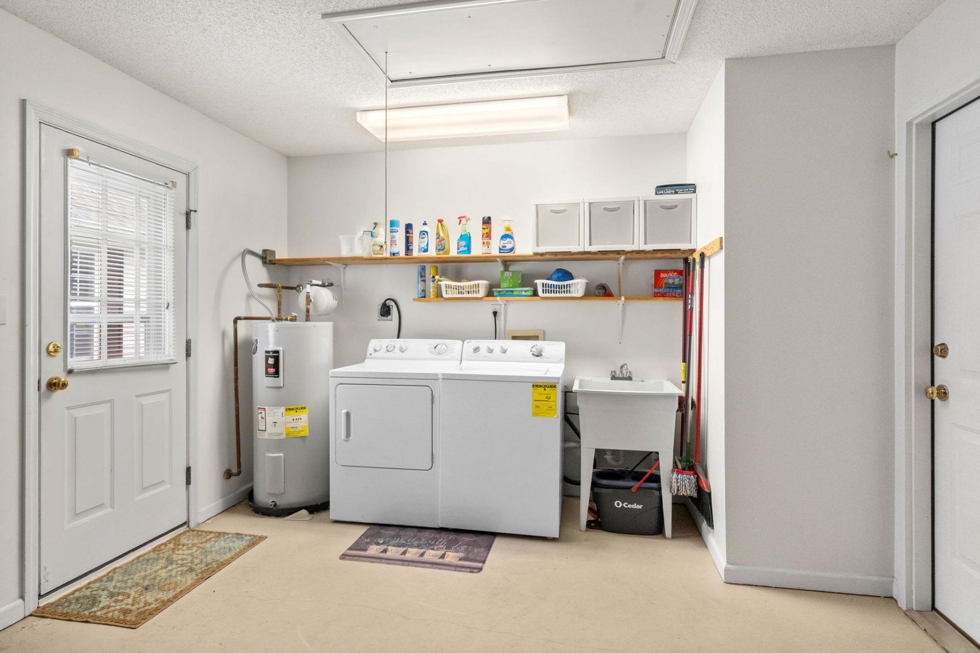 170 Sussex Ct. Photo 22