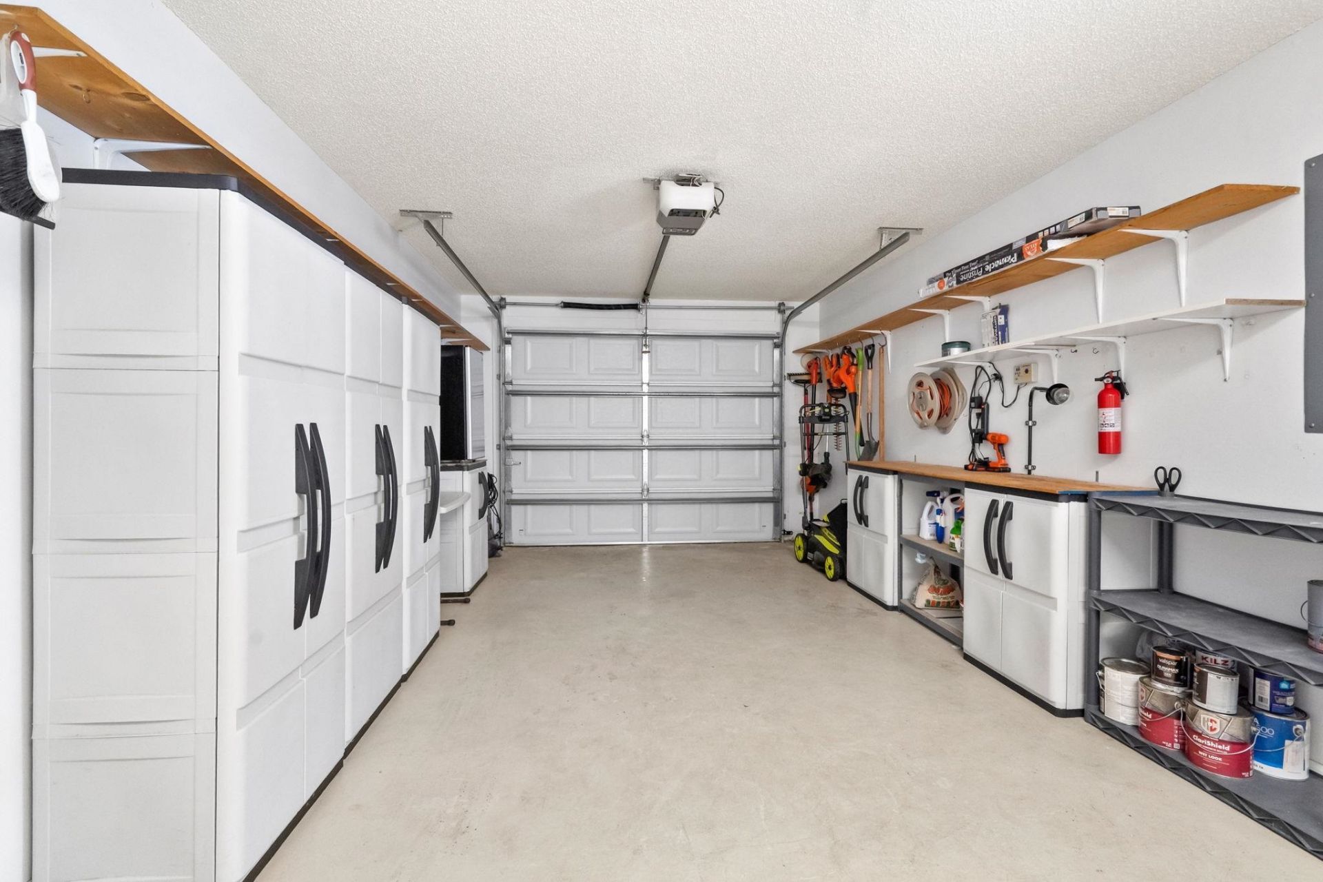 170 Sussex Ct. Photo 23