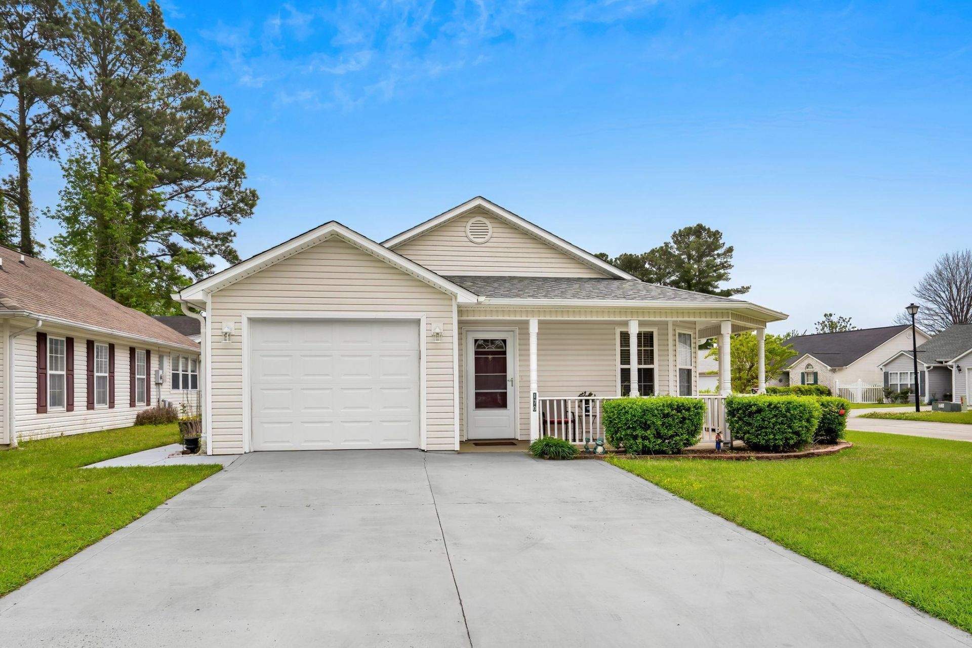 170 Sussex Ct. Photo 29