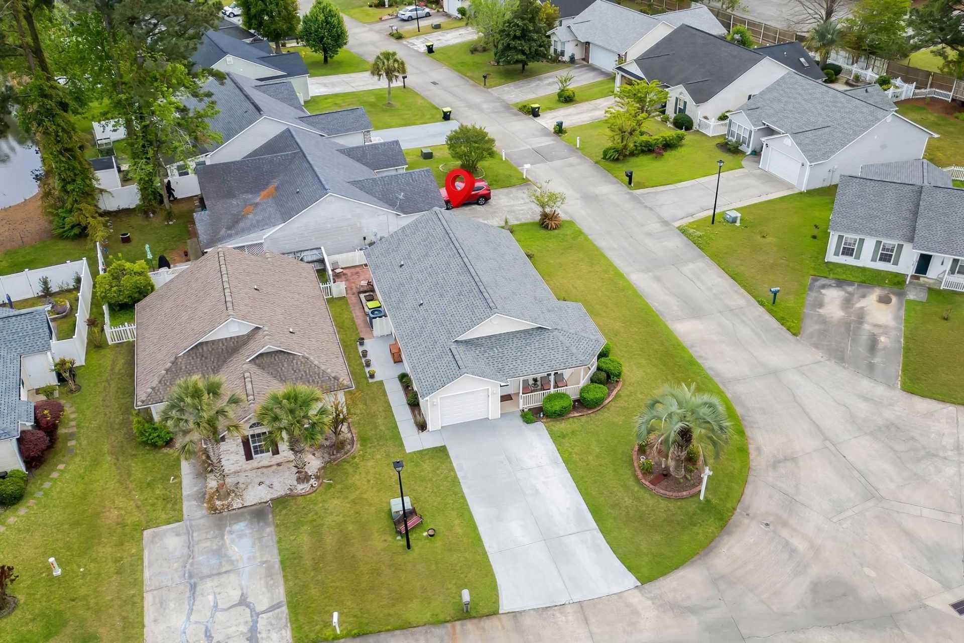 170 Sussex Ct. Photo 33