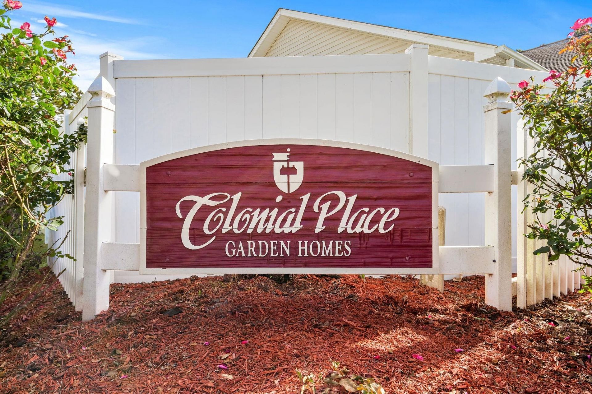 170 Sussex Ct. Photo 36