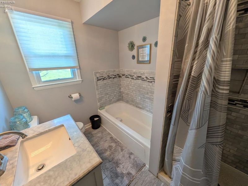 5917 HEYWOOD Road, Sandusky, OH 44870 Photo 27