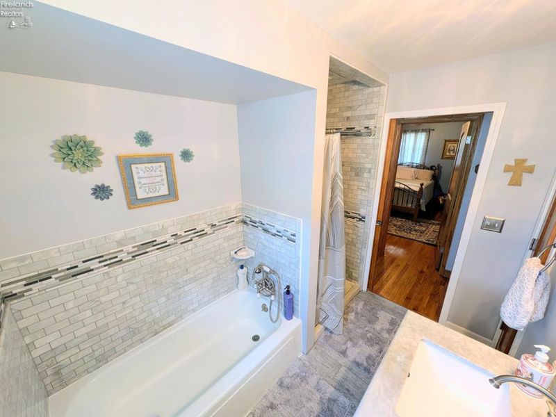 5917 HEYWOOD Road, Sandusky, OH 44870 Photo 28