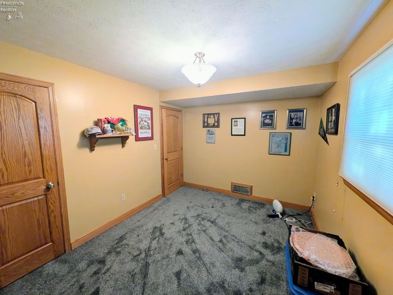 5917 HEYWOOD Road, Sandusky, OH 44870 Photo 6