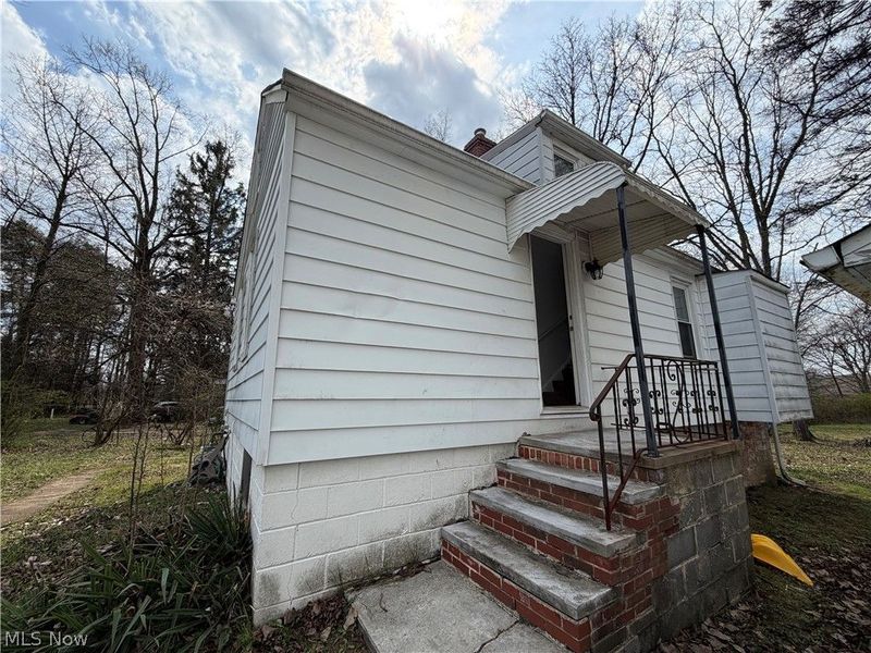 7222 Wright Avenue, Bedford, OH 44146 Photo 3