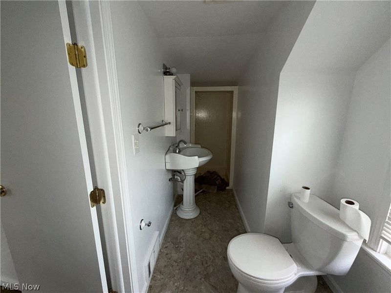 7222 Wright Avenue, Bedford, OH 44146 Photo 8