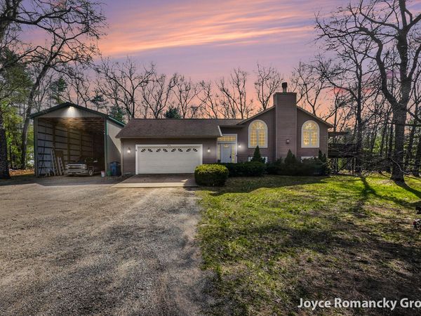 850 W White Lake Drive, Twin Lake, MI 49457