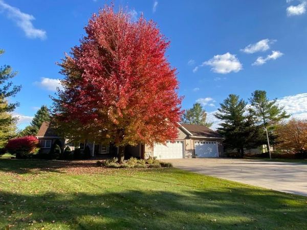 4928 N MEADE STREET, Appleton, WI 54913