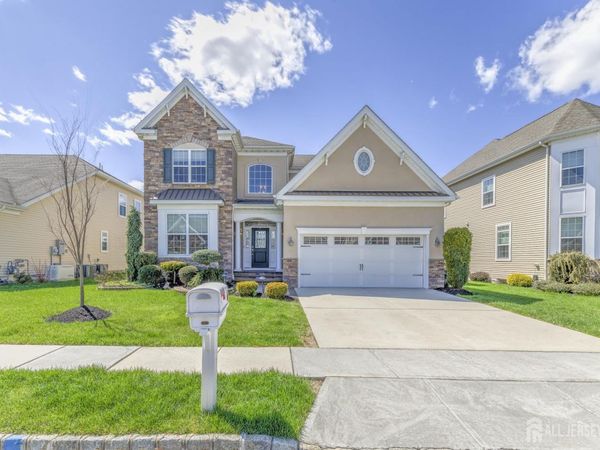 6 Michelangelo Drive, Monmouth Junction, NJ 08852