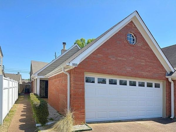 1818 WINSHIP DR, Cordova, TN 38016