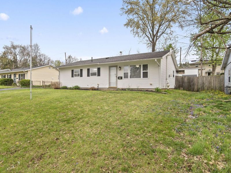 982 Hillridge Road, Reynoldsburg, OH 43068 Photo 2