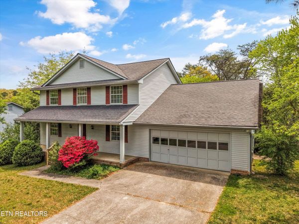 1420 Moorgate Drive, Knoxville, TN 37922