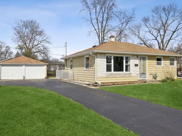 2904 Stork Court , Rolling Meadows, IL 60008