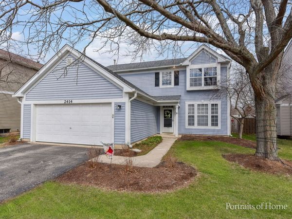 2414 SAVOY Court , Aurora, IL 60503