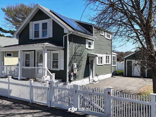 52 Glenwood Rd, Lynn, MA 01904