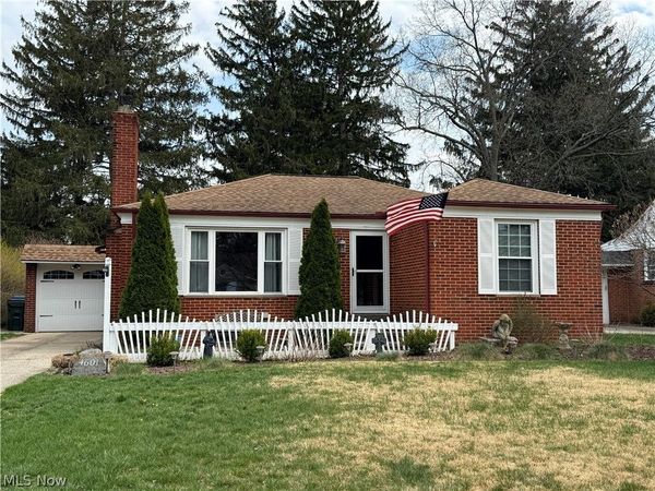 4601 W 221st Street, Fairview Park, OH 44126