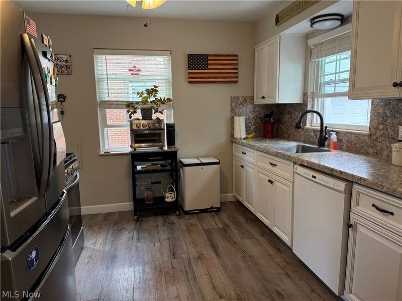 4601 W 221st Street, Fairview Park, OH 44126 Photo 13