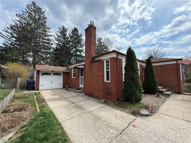 4601 W 221st Street, Fairview Park, OH 44126 Photo 3