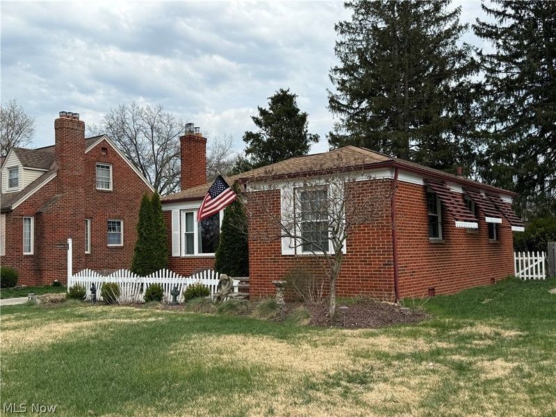 4601 W 221st Street, Fairview Park, OH 44126 Photo 4