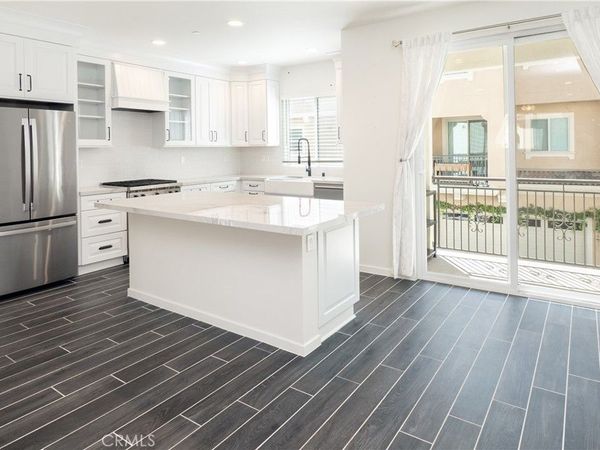 609 Shadowbrook, Lake Forest, CA 92610