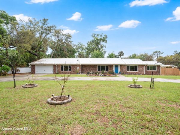 1029 Glenwood Road , DeLand, FL 32720